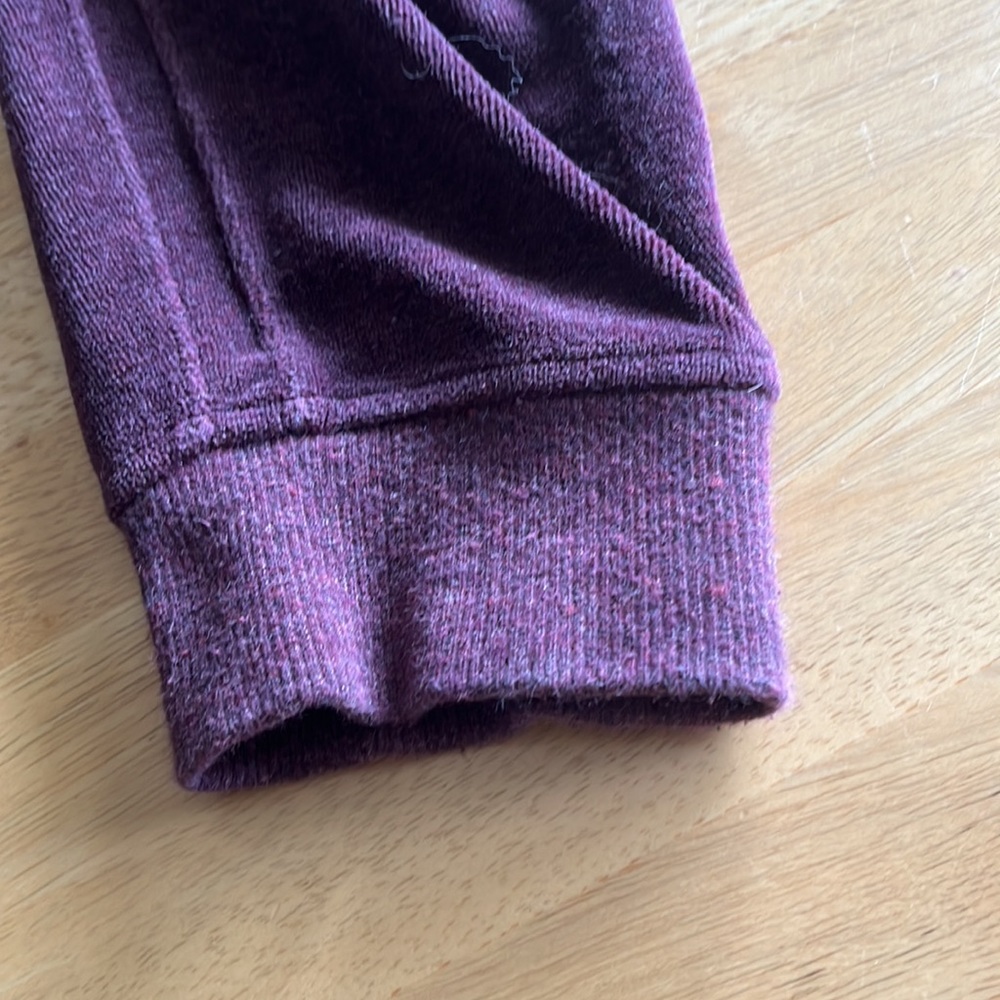 Lulu sweats super soft - Picture 2 of 6